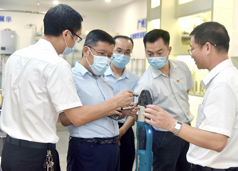 �����ײ����배������(����)ս�Ժ���Э��ǩ����ʽ˳�����У�