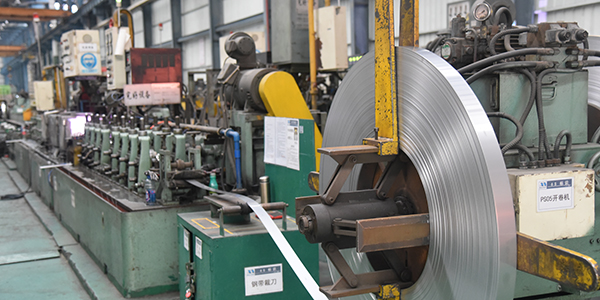 �ײ��ùɷ������ְ�������ְ��к�����